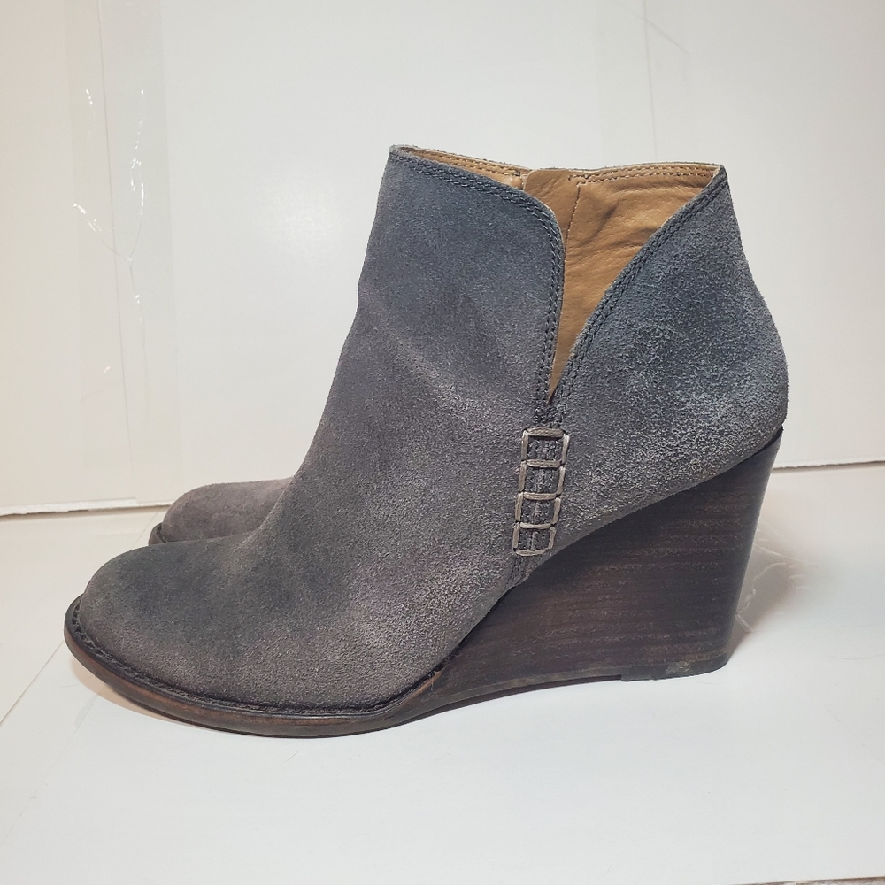 Lucky Brand Womens LK Yimme Suede Ankle Wedge Boots Shoes Women's, Sz 7.5M Gray